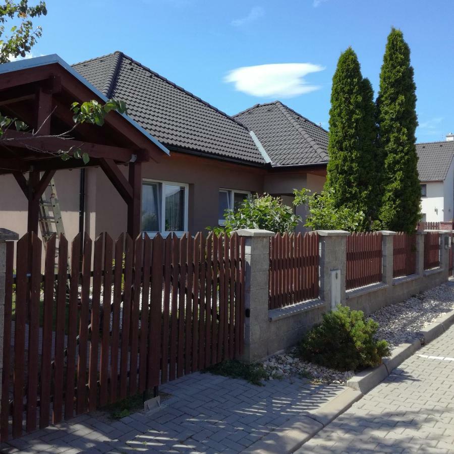 Ji Apartment Modřice Екстериор снимка